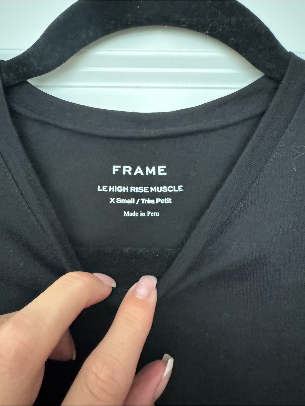 Frame Black Tank - Picture 2 of 3